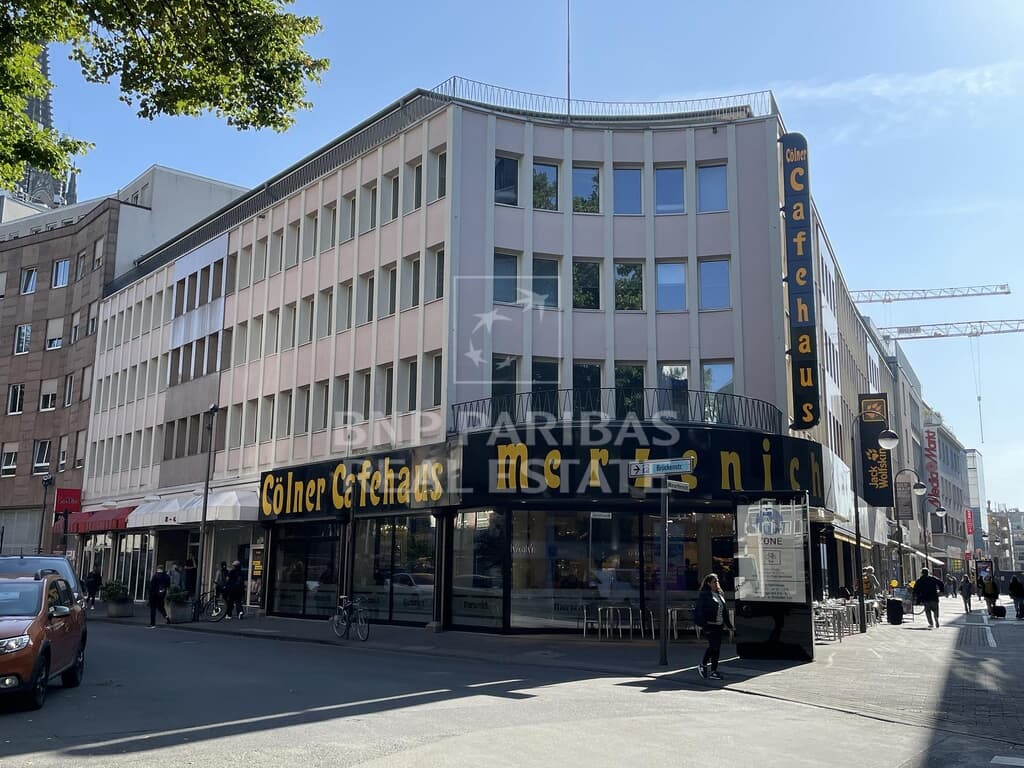 Büroflächen mit Dachterrasse und Domblick an gefragter Lage!