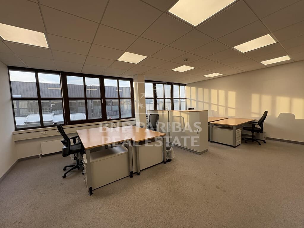 Büroflächen in verschiedenen Größen im Rodenkirchener Gewerbegebiet!