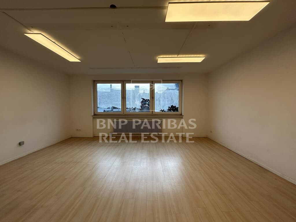 helle Bürofläche im Herzen von Köln-Porz!