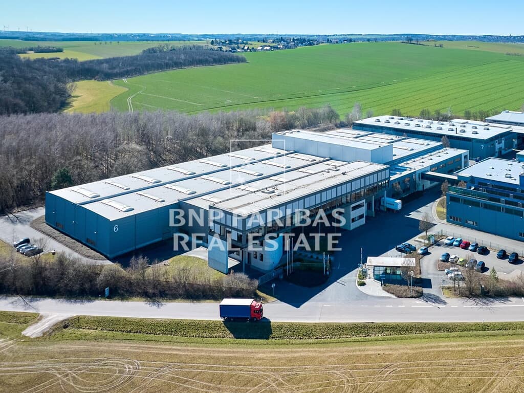 Produktionshalle mit Kranbahn am Autobahndreieck Nossen