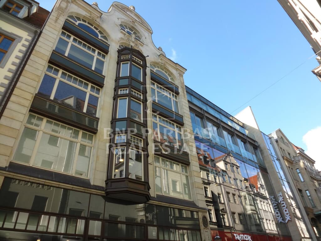 Direkt am Markt! Büro- und Lagerflächen im Vetters Hof