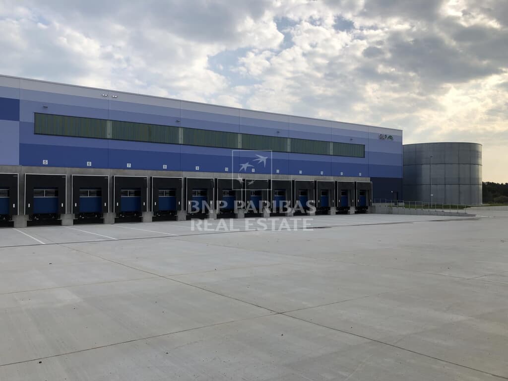 Im Auftrag - ca. 10.800 m² Logistikfläche an der A7