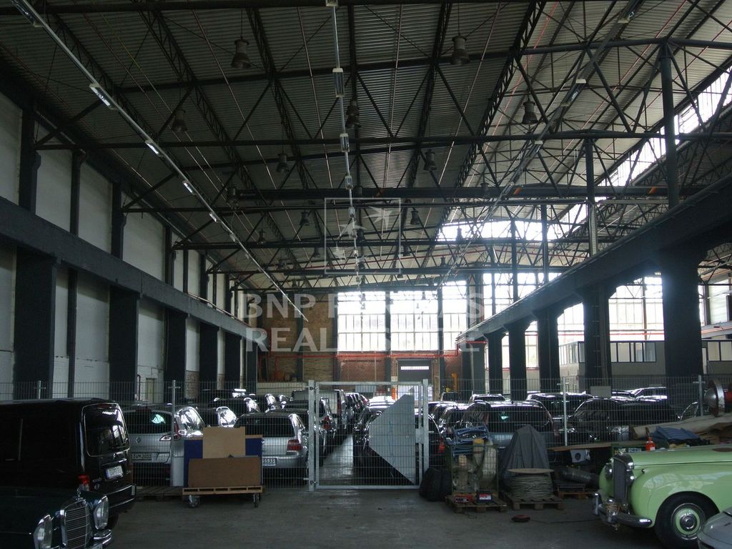 Innenansicht Hallenfläche