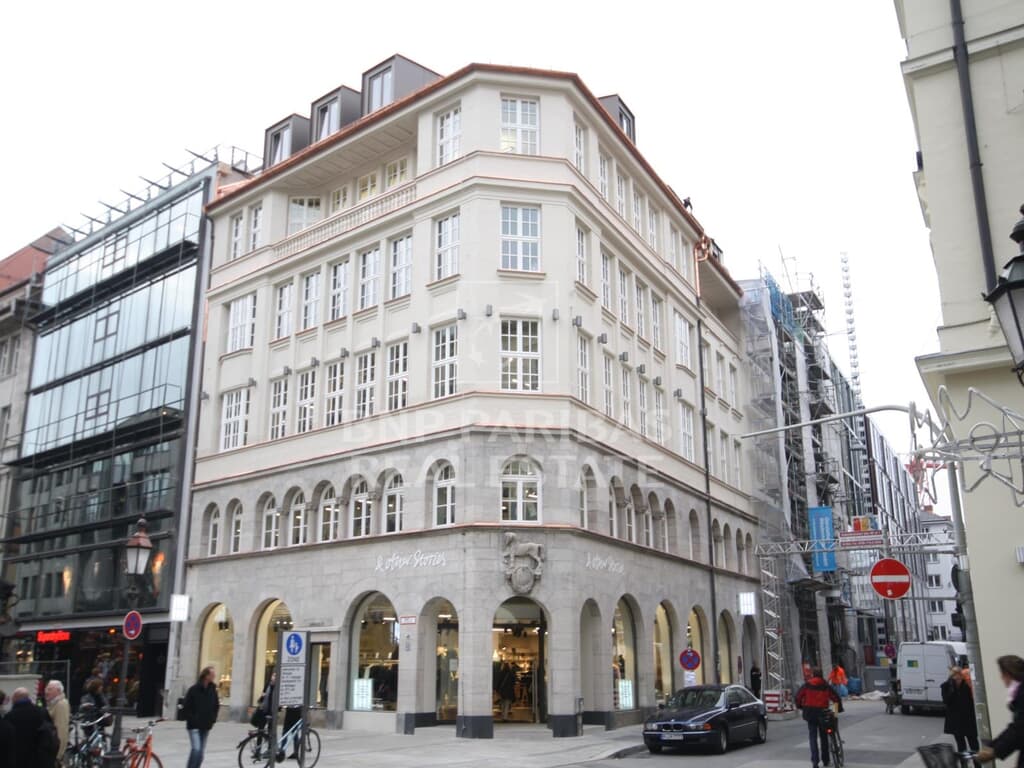 Exclusive Büroflächen & Dachterrasse in der Fußgängerzone!