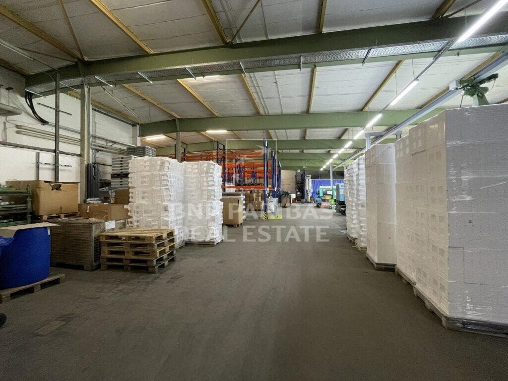 aee7e15f-5674-4a16-b54a-42027f10159e_Innenansicht