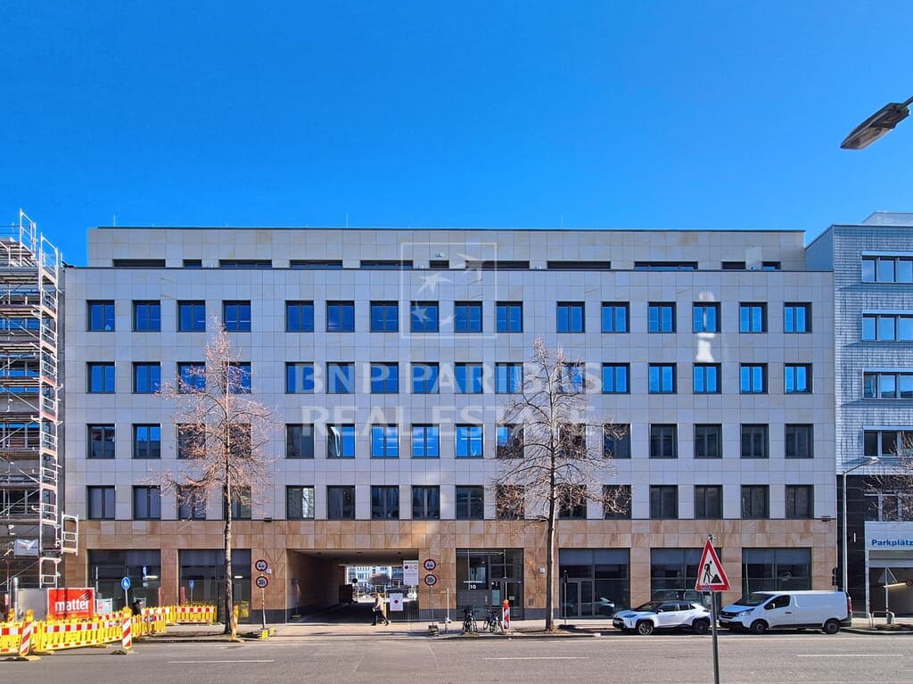 Modern & nachhaltig: Büroneubau mit TG, Kühlung und Duschen - Kurzfristig bezugsbereit