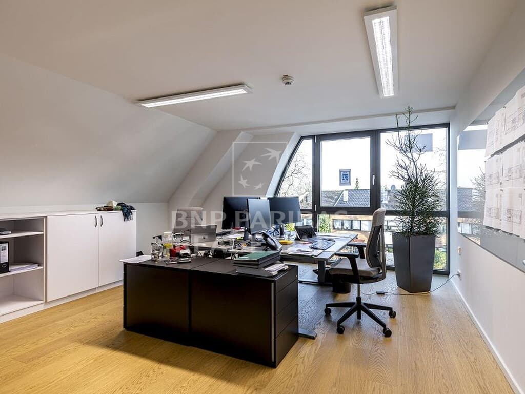 Moderne und helle Büroflächen in Rath/ Heumar!