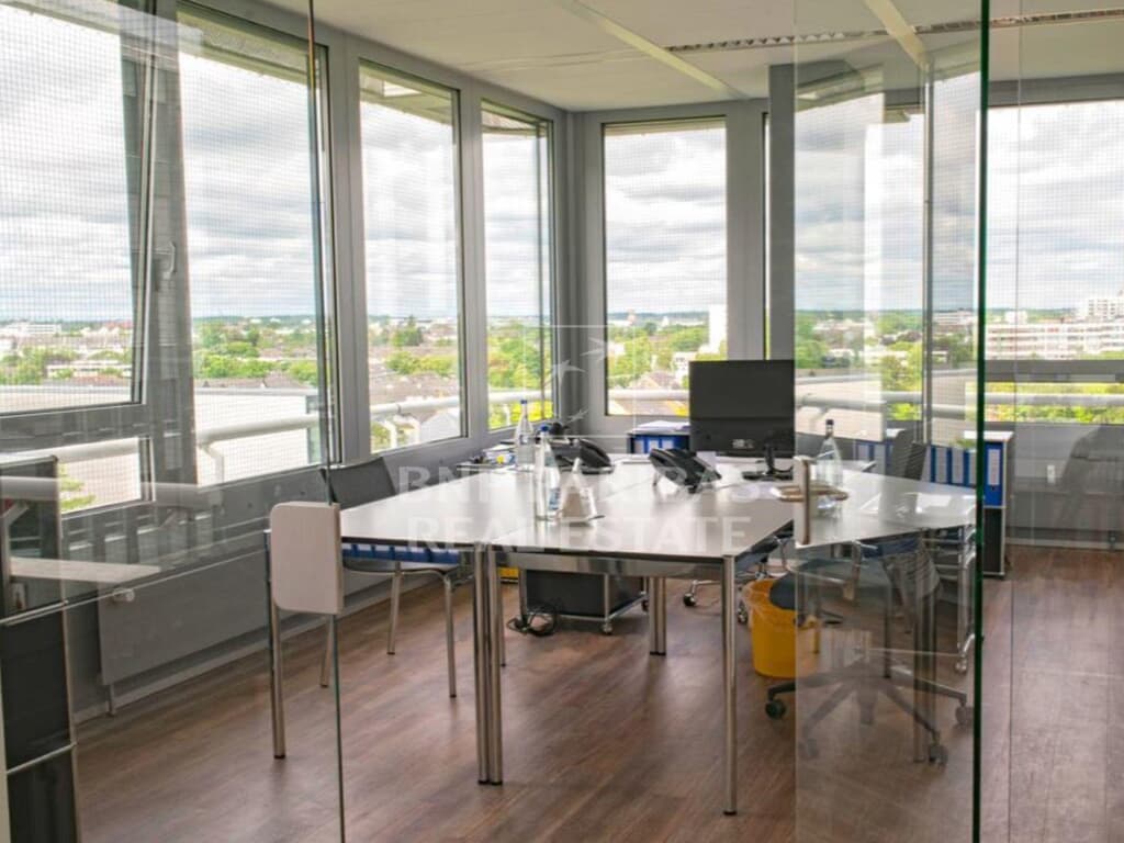 Beispiel Ausbau EINZELBÜRO VERGLAST