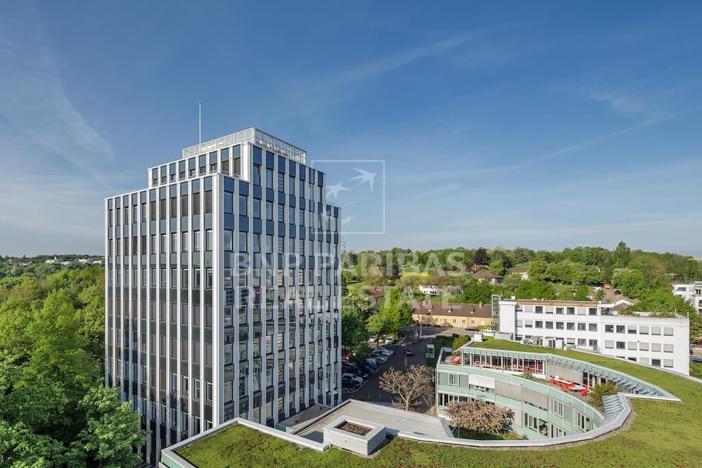 Stuttgart | Wo Raum Ideen entfacht - Moderne Büroflächen mit Weitblick zur Anmietung