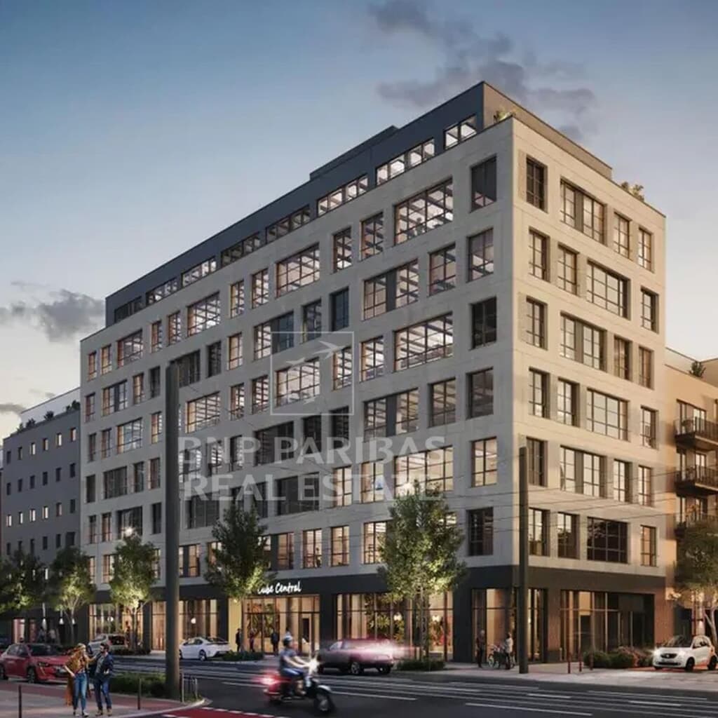 Cube central 378 | Moderne Büroflächen im urbanen Neubauprojekt | Dachterassen |