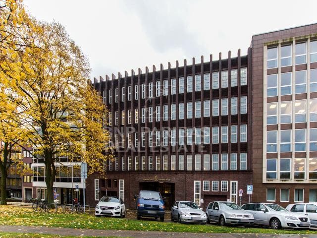 Moderne Büroflächen im hanseatischen Geesthof