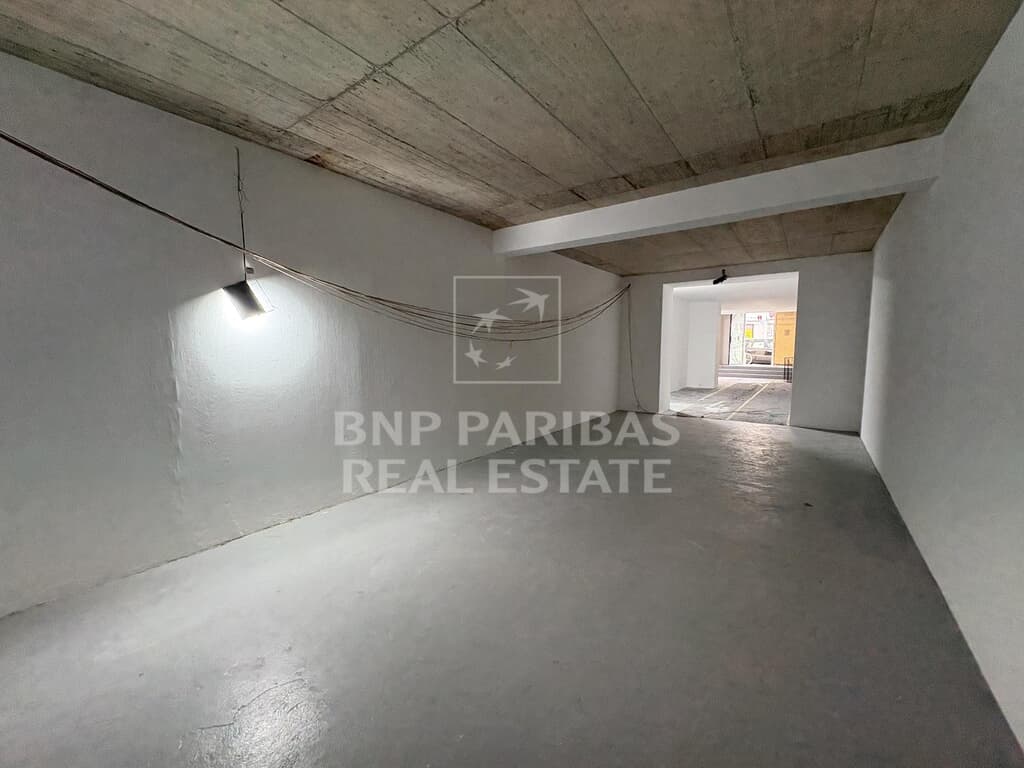 Belgisches Viertel – Großzügige Galeriefläche sucht kreativen Nutzer