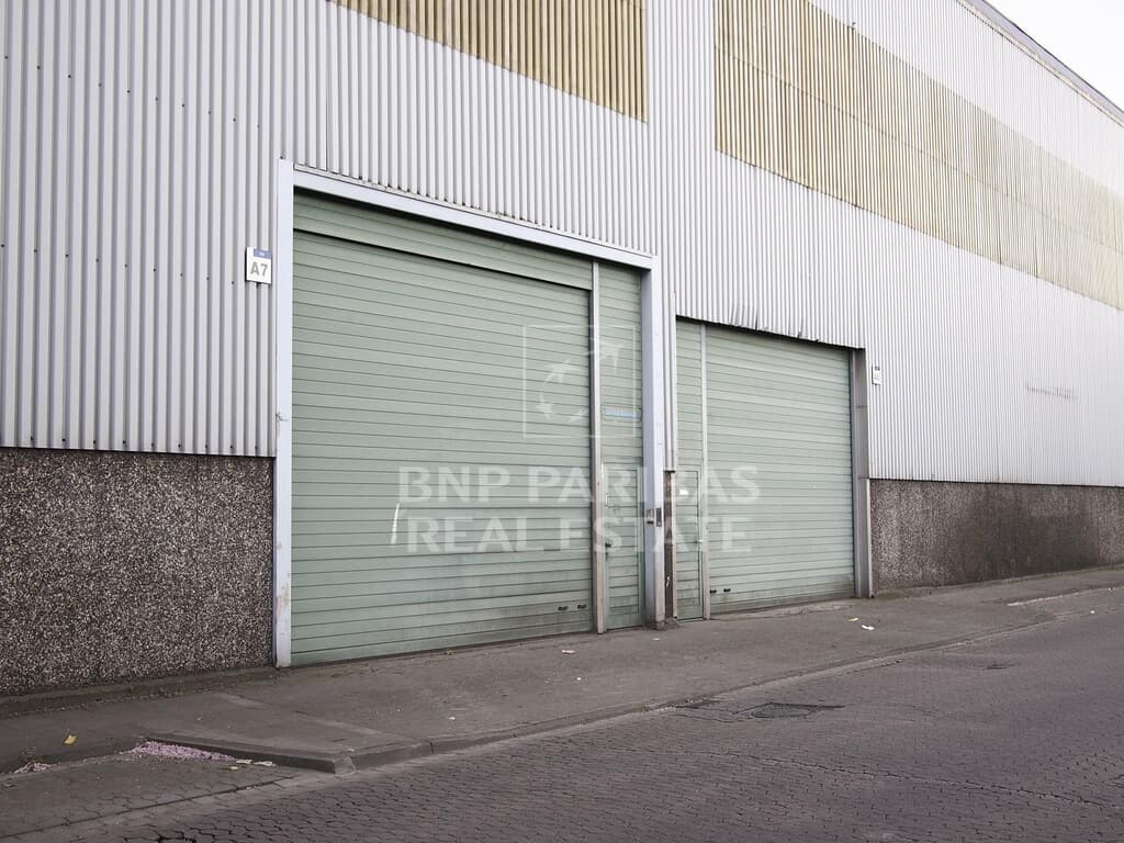 SOFORT Verfügbar // Ebenerdige Hallen- und Büroflächen in Bergheim // Anmietung über BNP