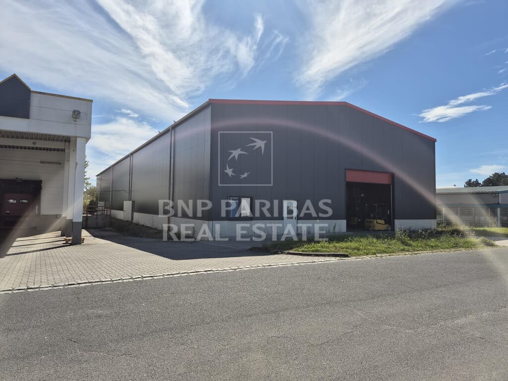 Gewerbekomplex mit Produktions-/ und Lagerhalle