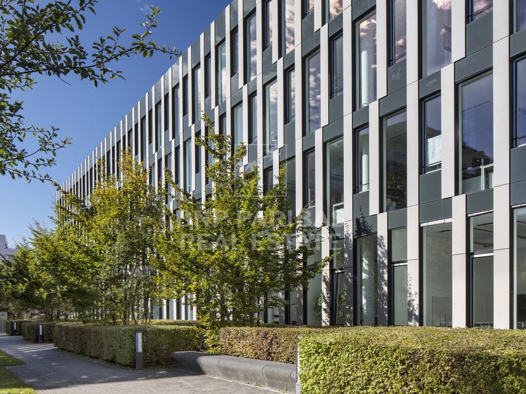 Bürohaus mit zeitloser Eleganz!