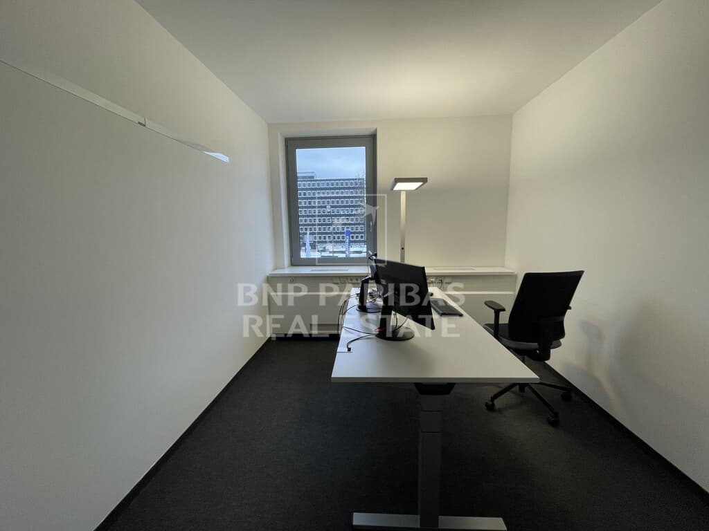 Büroansicht III