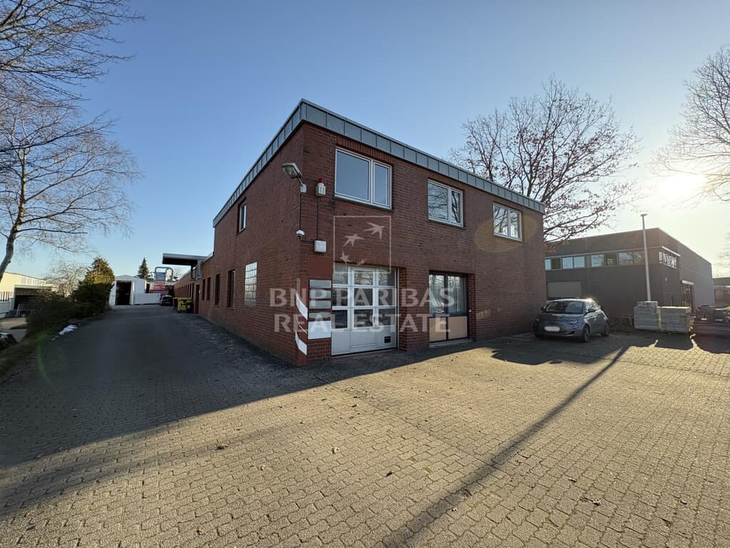 Alleinstehendes Gewerbeobjekt mit Produktions- und Büroflächen