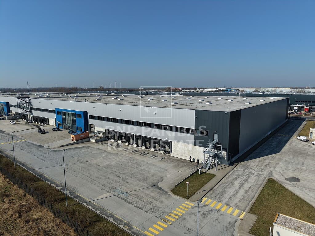 kurzfristig - ca. 24.000 m² Logistikfläche - teilbar