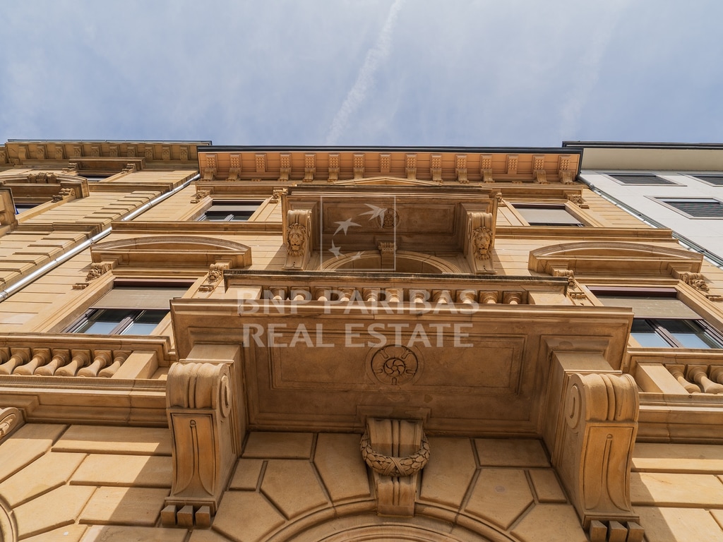 Altbau (Untermainkai)