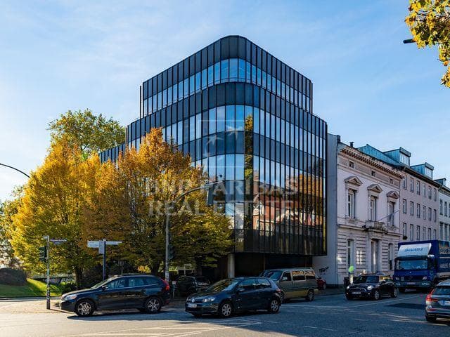 Attraktive Büroflächen mit Blick auf den Altonaer Balkon!
