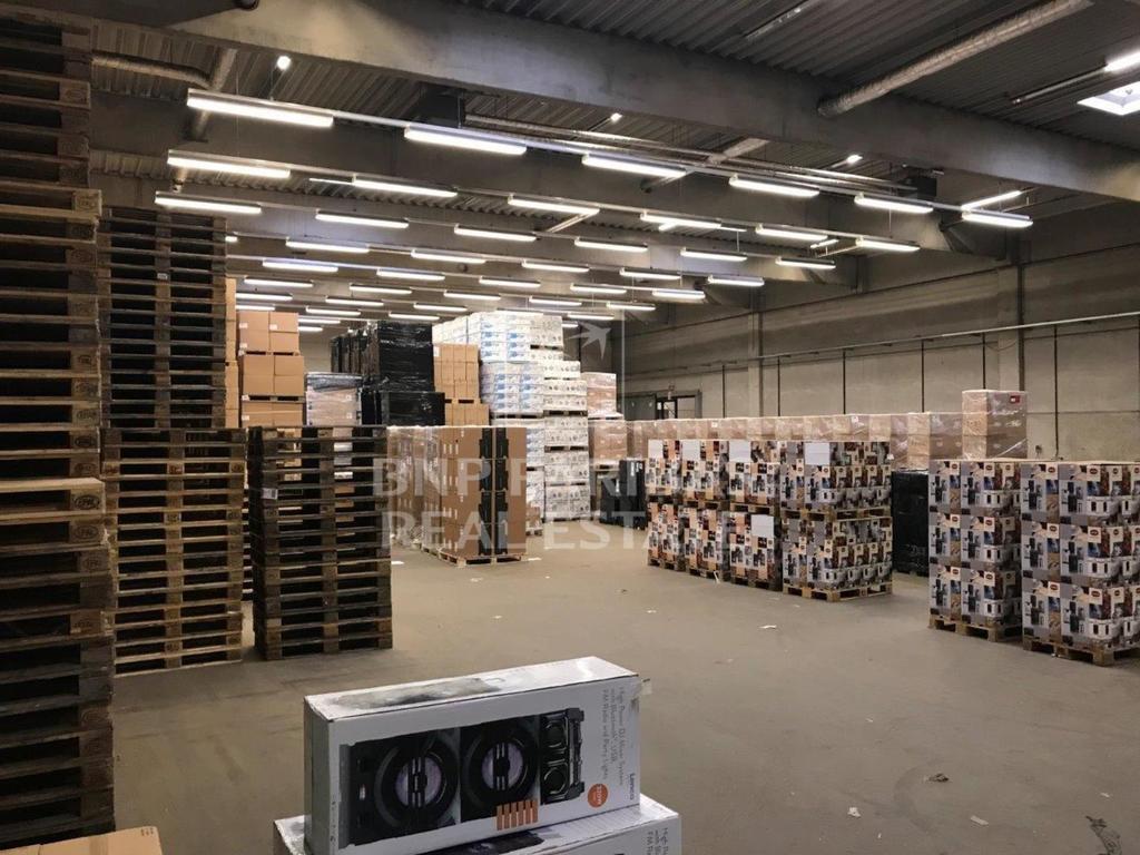 24/7 Logistikhalle in Flughafennähe