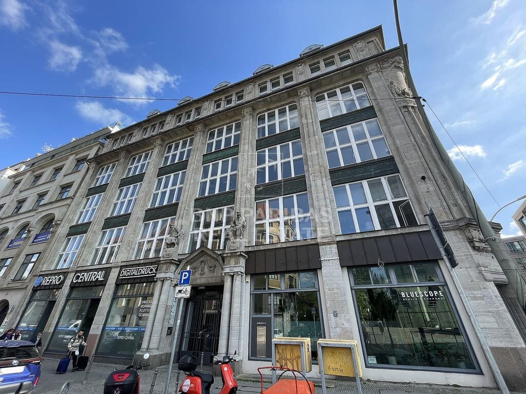 Provisionsfreie Bürofläche zur UV nahe der Spree
