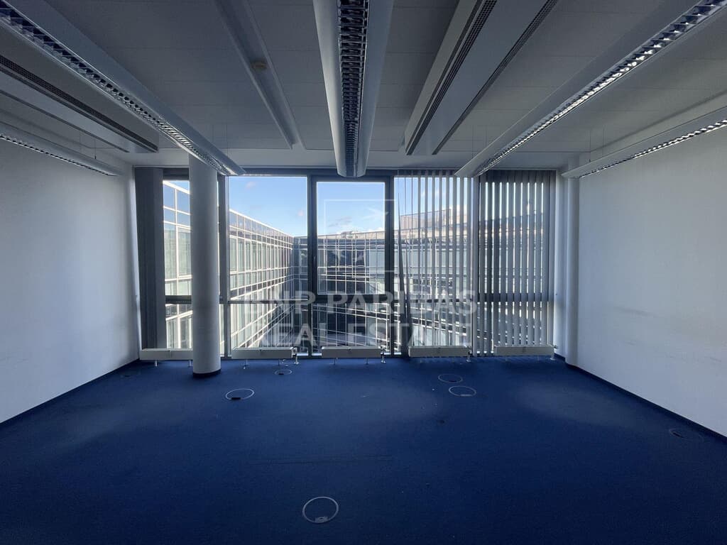 BNPP RE - Moderne Büroflächen im Prisma-Haus Asterlagen