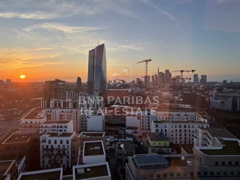 LIGHTTOWER ihr neues Büro im Herzen des Ostends / MP 18-24 EUR
