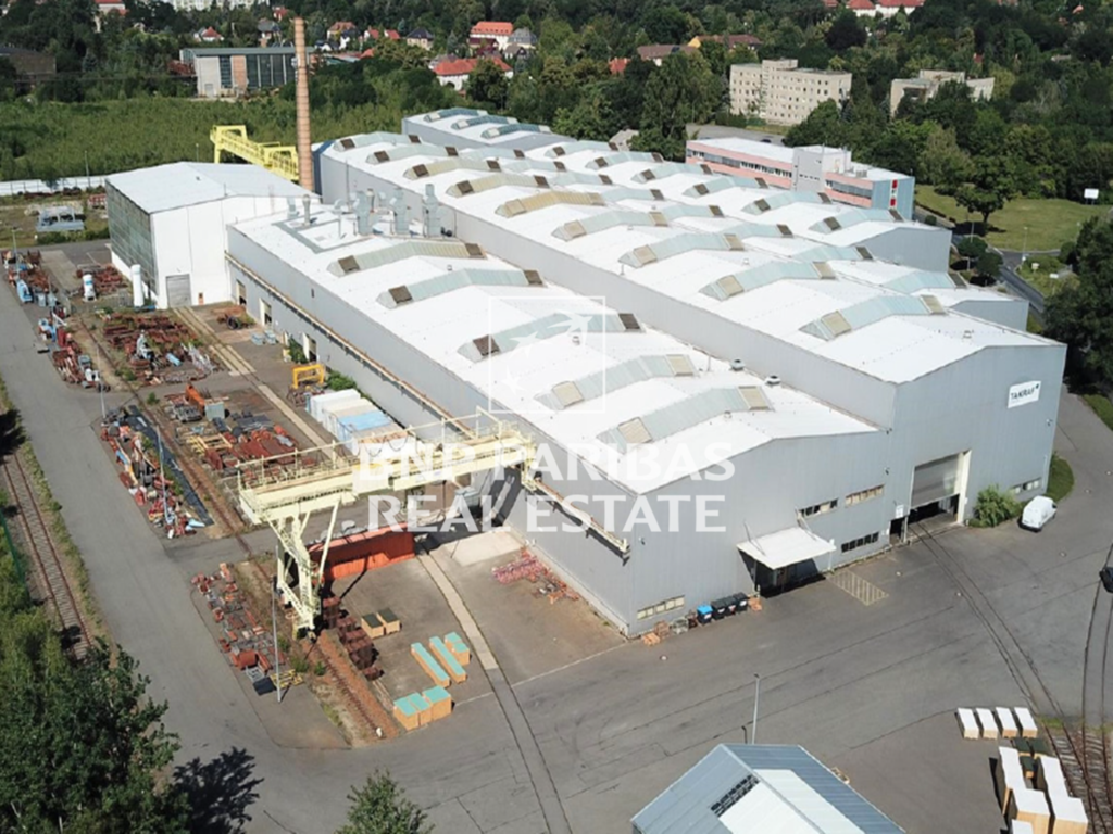 Produktions- und Lagerflächen in unterschiedlichen Größen nahe der BAB 13