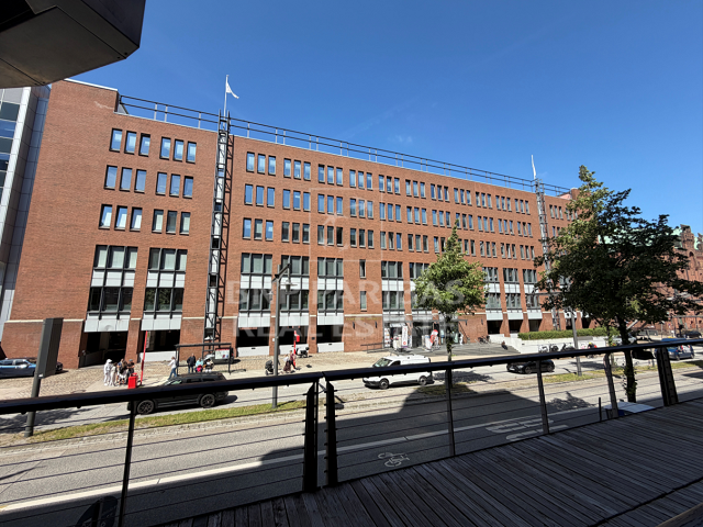 Ihr neues Büro im hanseatischen Flair direkt am Hamburger Hafen!